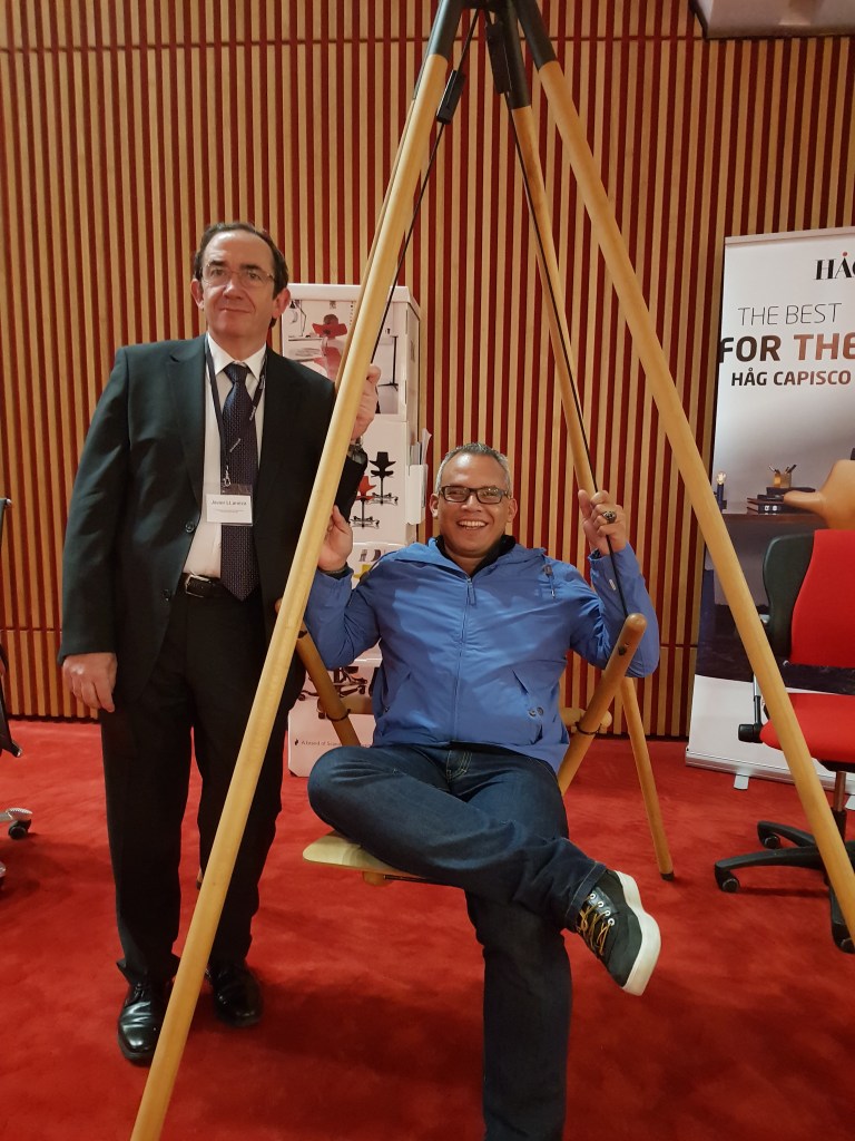 Con uno de los mas grandes referentes de la ergonomía actual mi sensei ergonómico JAVIER LLANEZA